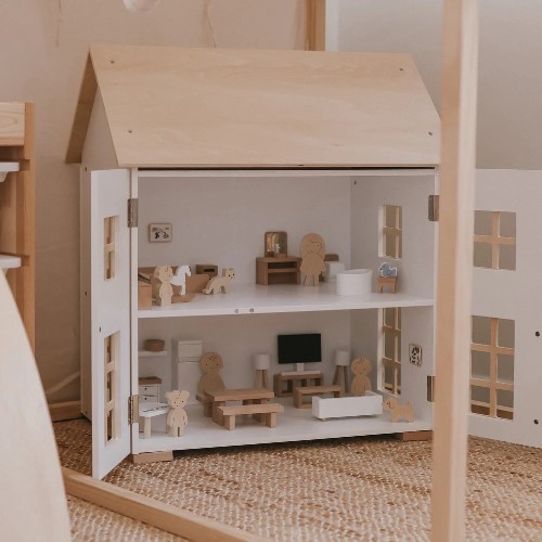 ELSA Doll House Furniture & Doll Family Set