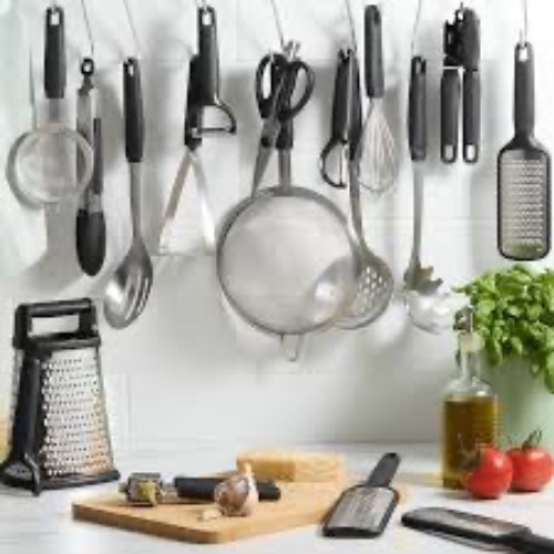 Kitchenwares + appliances