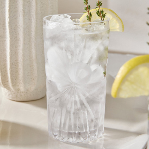 Kitchenware - Tall drinking glasses