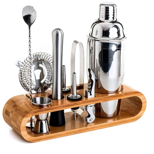 Cocktail shaker set
