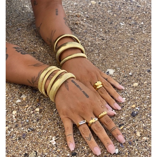 Serpent Bangle | 10mm