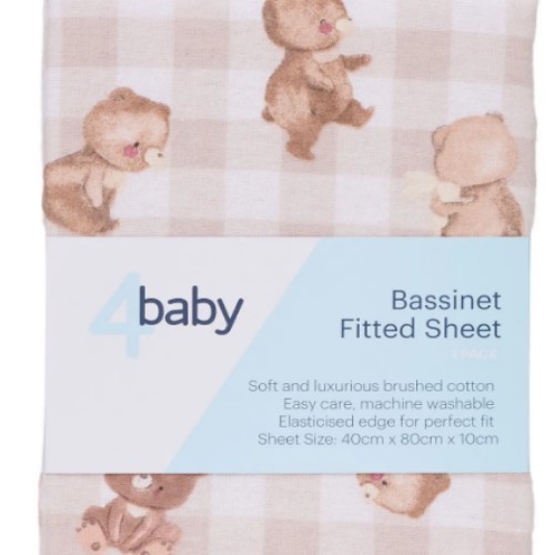 Bassinet sheets x2