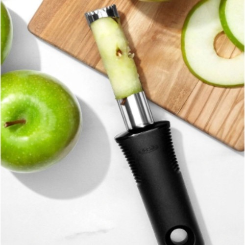OXO Corer in Black