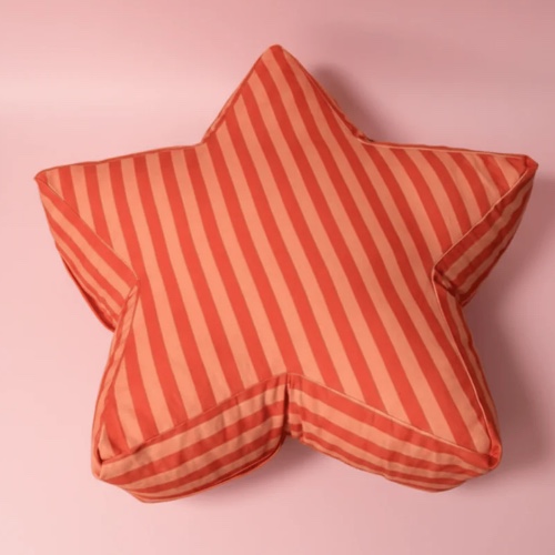 Superstar crash pad