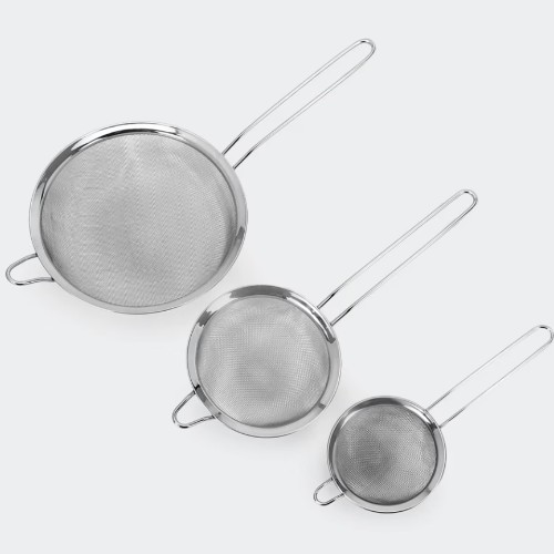 3 Metal Strainers