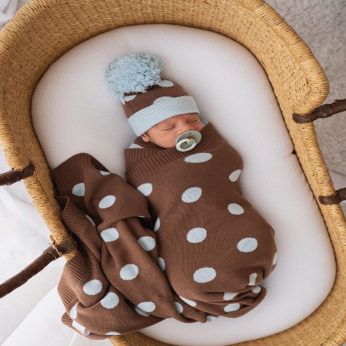Polka dot blanket