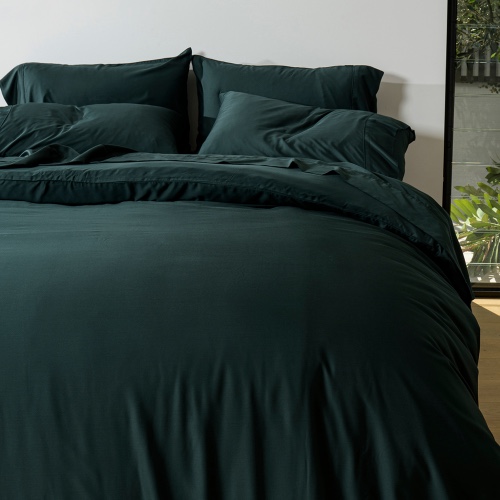 Cooling Bamboo Quilt Cover Set (Midnight Pine)