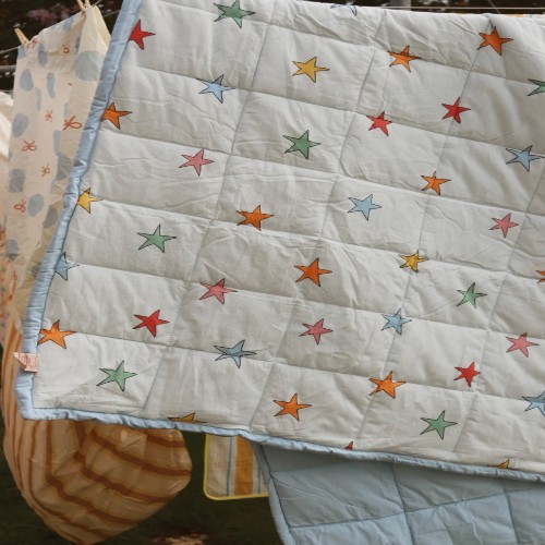 Play Linen Retro Star Reversible Rainbow Quilt