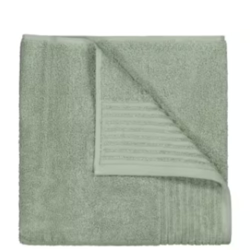 Bath towels x 4